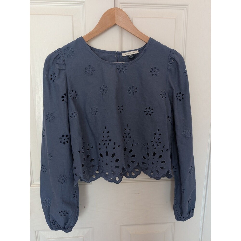 AMERICAN EAGLE OUTFITTERS Crop Top Women's- XS Blue Eyelet Scalloped Hem